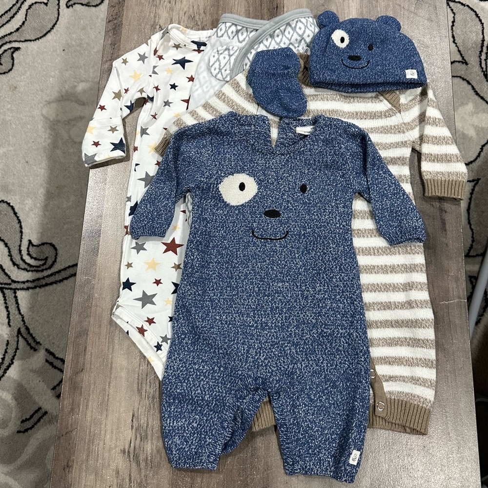 Newborn Footless Onesie and Tie Sleepsack Gender Neutral 3 Pack BONUS: Swaddle